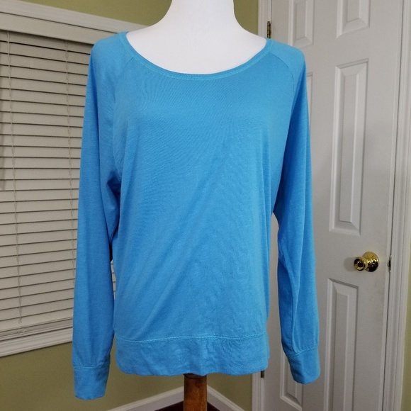 PINK Victoria's Secret Tops - Pink Victoria secret long sleeve blue top